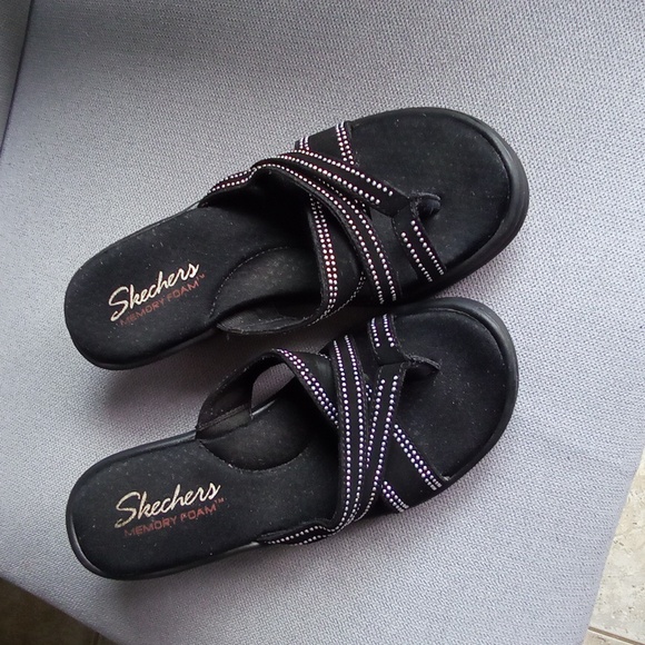 Sketchers Memory Foam - Picture 4 of 4